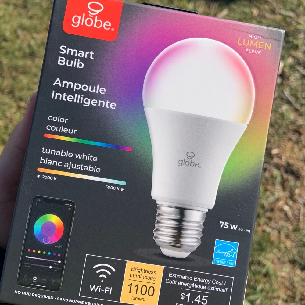 2 Brand New Globe Colour Smart Bulb